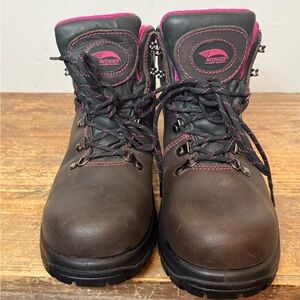 Avenger Women's Leather Steel Toe Waterproof Work Hiker 7.5